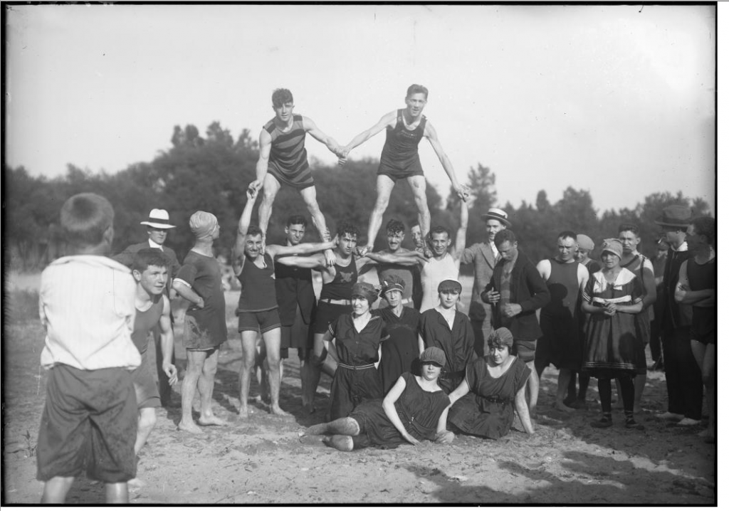 Scarboro Beach Bathers